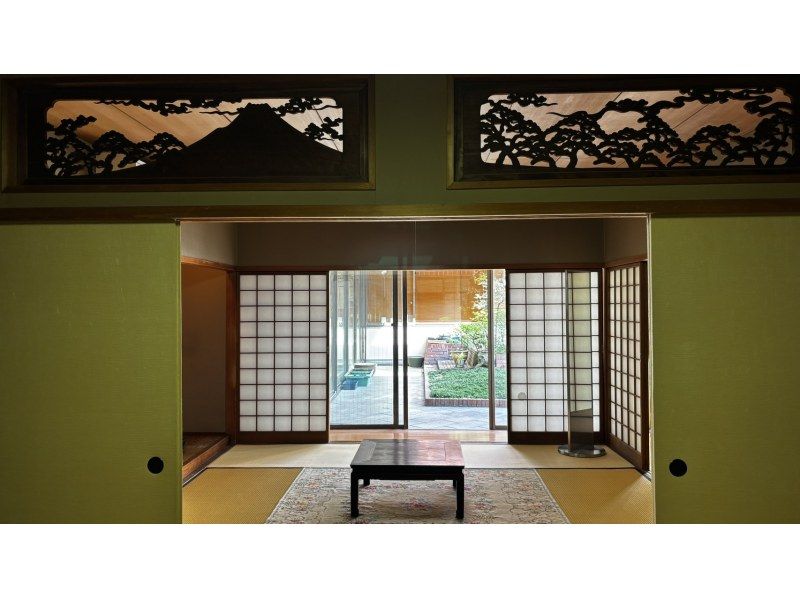 [Kumamoto City Center] Experience calligraphy in a Japanese-style roomの紹介画像