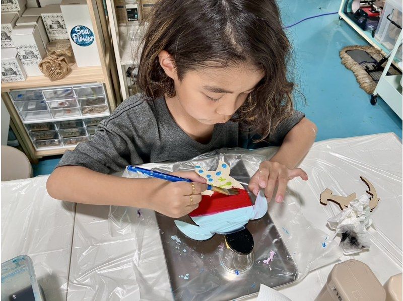 [Okinawa, Ishigaki Island] Create your own ocean! Choose from our selection of boards, manta rays, and sea turtles. Yaeyama Ocean Resin Artの紹介画像