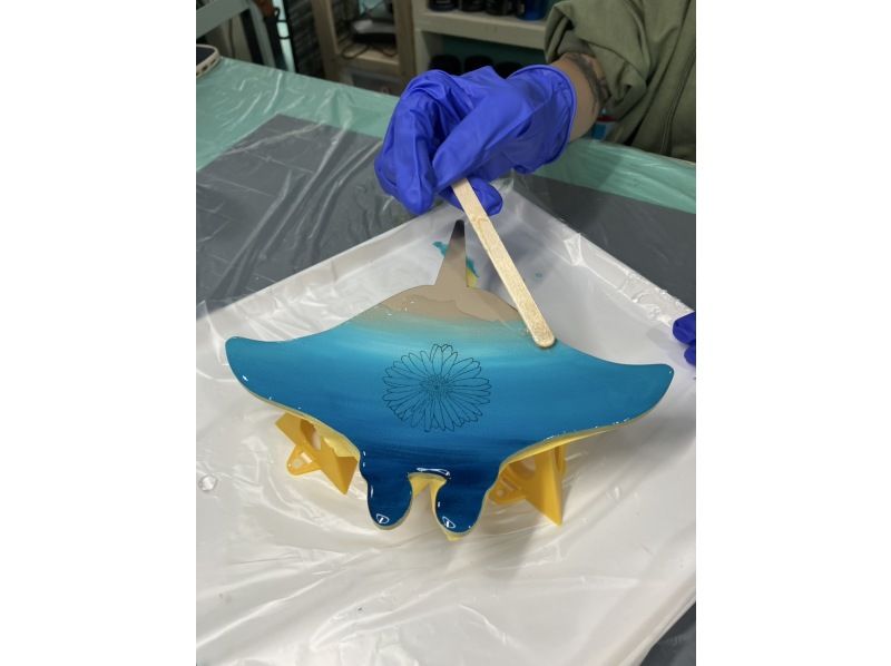 [Okinawa, Ishigaki Island] Create your own ocean! Choose from our selection of boards, manta rays, and sea turtles. Yaeyama Ocean Resin Artの紹介画像