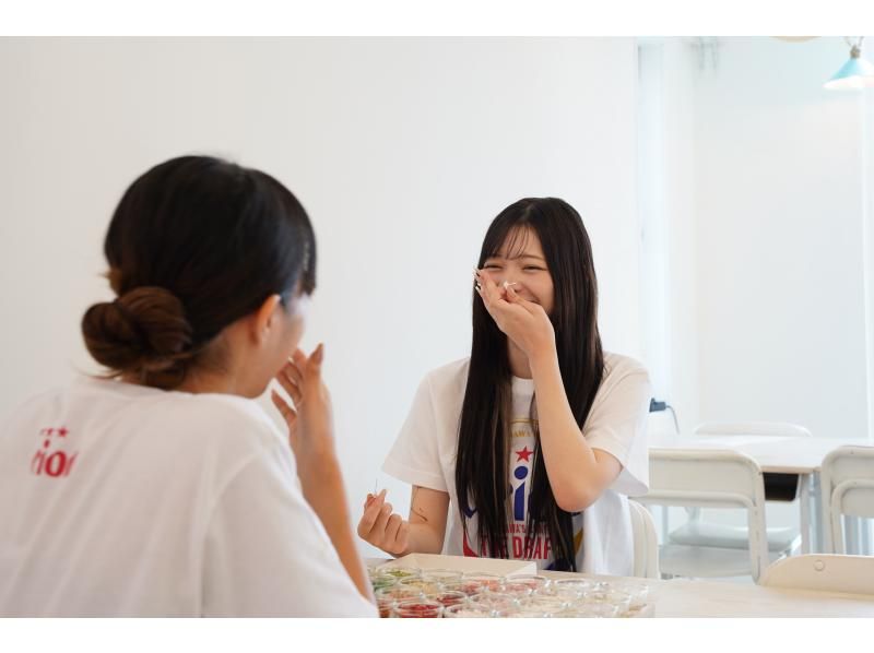 【沖縄・宮古島】天然石（さざれ石）をあしらった「チェーンブレスレット」作り！の紹介画像
