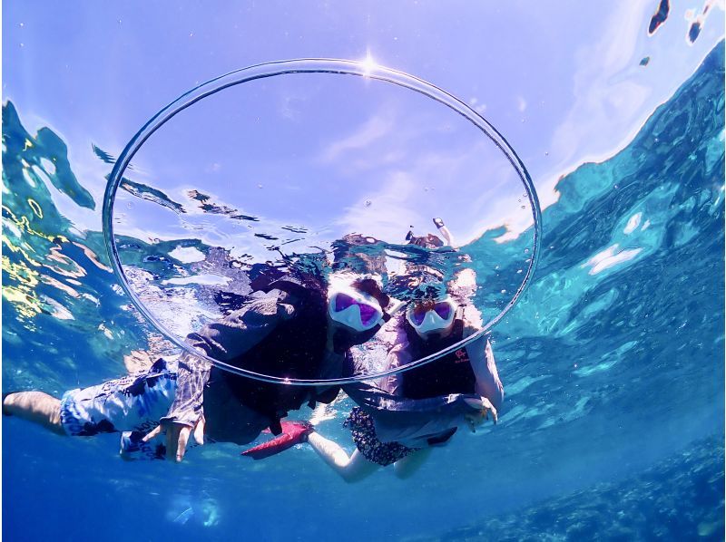 【ウミガメと泳ごう★少人数制】水中写真に自信あり！初心者・お子様も安心安全★宮古ブルーの海で泳ぐビーチシュノーケルツアーの紹介画像