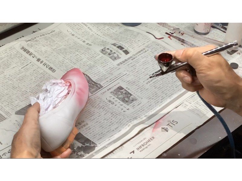 [Hyogo, Kobe Sannomiya] Dyeing leather ★ A taste-boosting experience of dyeing natural leather ballet shoes ♪ It's a lot of fun even for the first time ☆の紹介画像