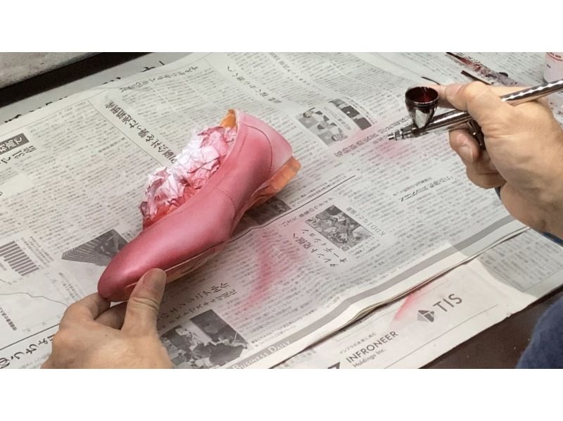 [Hyogo, Kobe Sannomiya] Dyeing leather ★ A taste-boosting experience of dyeing natural leather ballet shoes ♪ It's a lot of fun even for the first time ☆の紹介画像
