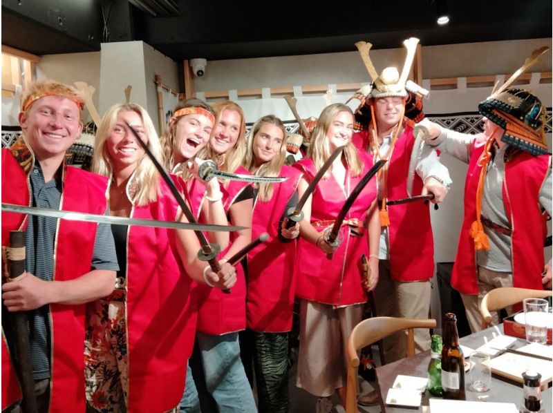 [Tokyo, Asakusa] Experience making sushi while feeling like you've traveled back in time to the Sengoku period! Entertainment Restaurant/Shogun Courseの紹介画像
