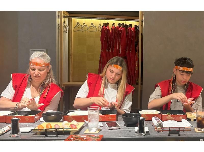 [Tokyo, Asakusa] Experience making sushi while feeling like you've traveled back in time to the Sengoku period! Entertainment Restaurant/Shogun Courseの紹介画像
