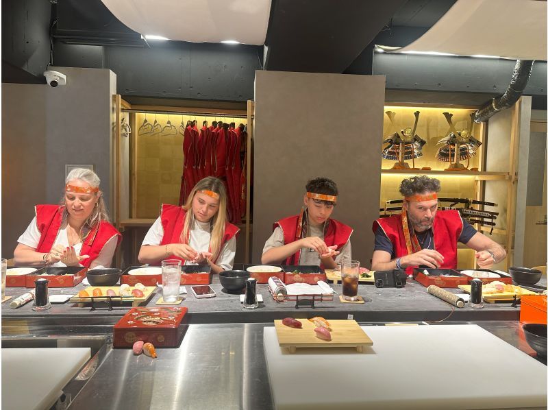 [Tokyo, Asakusa] Experience making sushi while feeling like you've traveled back in time to the Sengoku period! Entertainment Restaurant/Shogun Courseの紹介画像