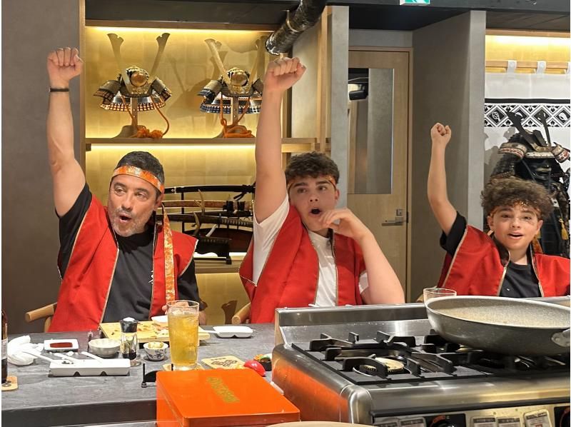 [Tokyo, Asakusa] Experience making sushi while feeling like you've traveled back in time to the Sengoku period! Entertainment Restaurant/Shogun Courseの紹介画像