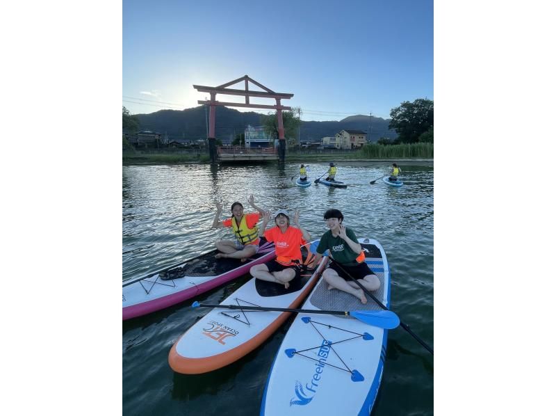 [NEW] Experience SUP at Lake Biwa Paradise? {50-minute course} Beginners are welcome! Very popular with elementary school students and women! Solo travelers welcome!の紹介画像