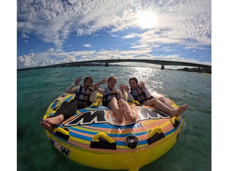 【沖縄・古宇利島】1グループずつ完全貸し切りでのご案内♪最新アクティビティ5種類＆ジェットスキー体験から2種類選んで遊べる定番のターチプランの紹介画像