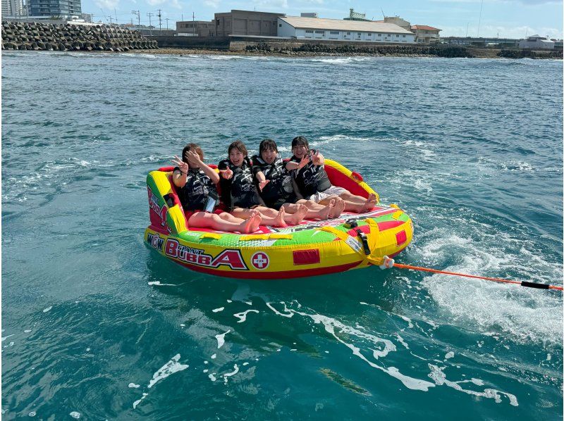 [Complete the 3 major activities◇1500 yen discount] Blue Cave Snorkeling & Parasailing & Thrilling Banana Boatの紹介画像