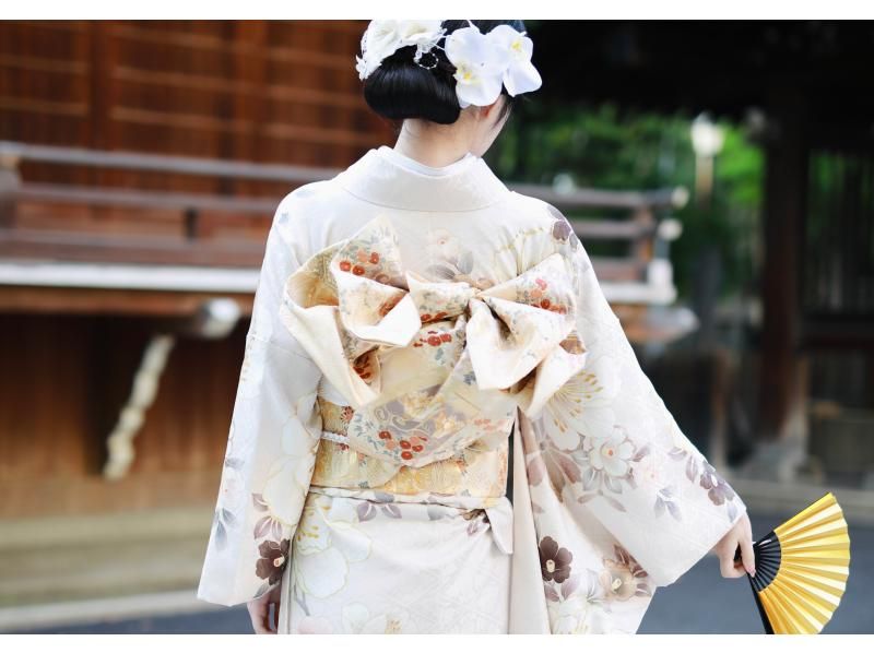 【東京・浅草寺】専業カメラマン提供　撮影サービス　全データ渡し　ロケーション撮影の紹介画像