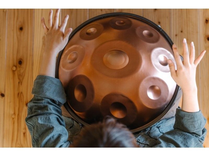 Ocean-View Music Class in Beppu: Ukulele, Guitar, Handpan+Onsenの紹介画像