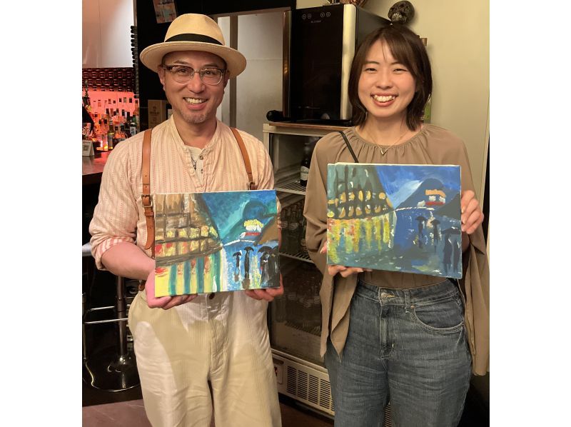 【東京・学芸大学駅】BARでお酒を飲みながらお話しながらキャンバスに絵を描く2h体験！手ぶらでOK！の紹介画像