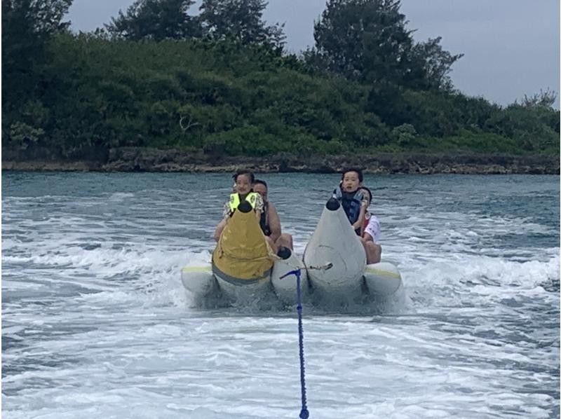 【沖縄・宮古島】宮古ブルーの海で楽しむド定番バナナボートの紹介画像