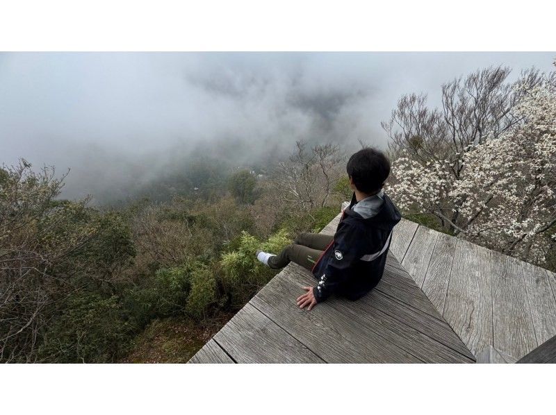 【鳥取・三朝】日本一危険な国宝「投入堂」を安全管理最優先の元消防士登山ガイドと参拝しようの紹介画像