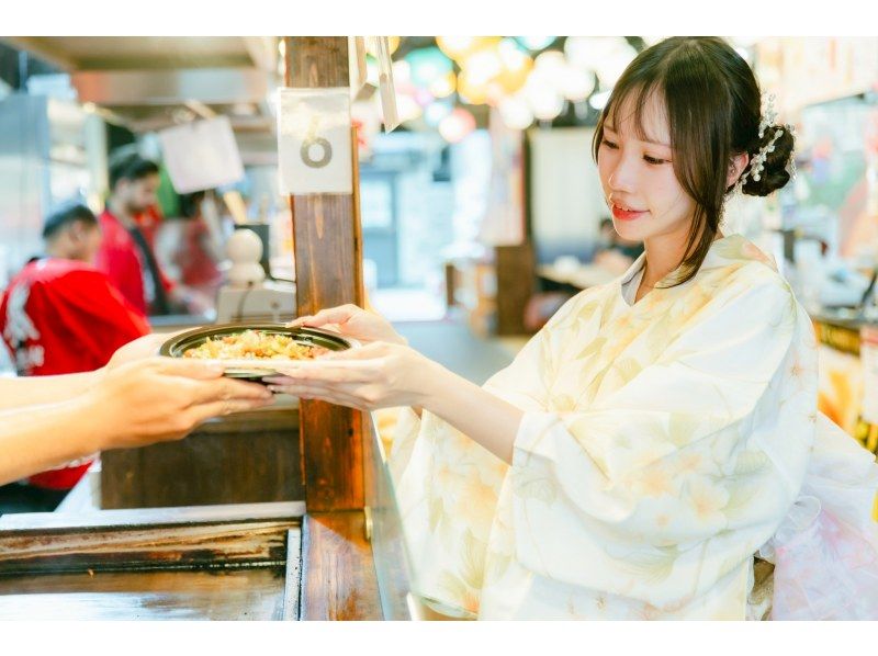 【大阪、难波、道顿堀】“12/13” 载歌载舞，品尝美食，体验节日氛围！盂兰盆舞和民歌现场表演の紹介画像