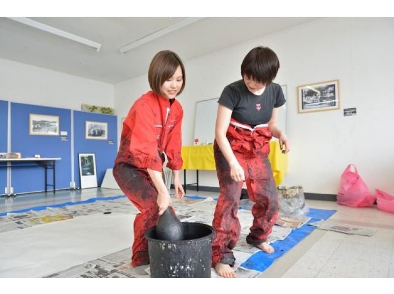 [北海道長沼町]大毛筆書法體驗〜與書法家一起學習全身書法の紹介画像