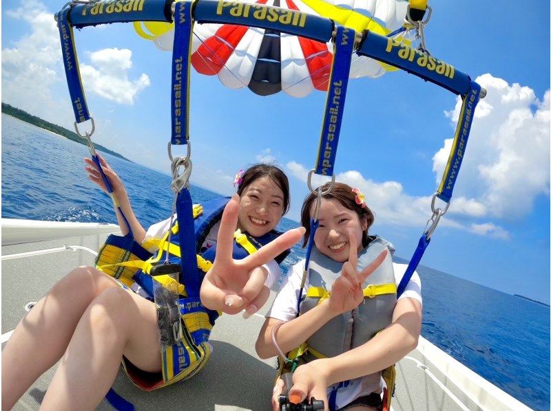 [Northern Okinawa] Parasailing experience with a rope length of 200m and a height of 50m! Enjoy the spectacular view of the northern part of Okinawa from above! Photos taken will be given away for free!の紹介画像