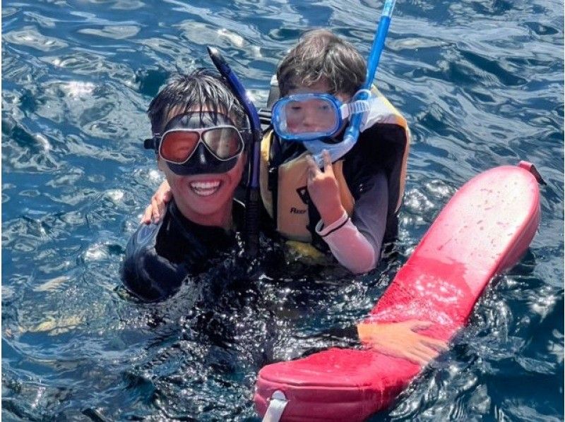 【石垣島&bull;PM13:00&bull;ボート】幻の島ドローン撮影・散策＆1ポイントウミガメ・サンゴシュノーケリングツアー〈ドローン・GoPro撮影付き〉の紹介画像