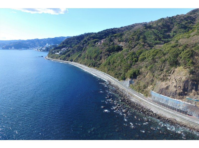 [จังหวัดชิซูโอกะ] ทัวร์หนึ่งวันถนน Atami Sunshine Coast & ชายฝั่ง Jogasaki & Izu Omuroyama | ออกเดินทางจากโตเกียวの紹介画像
