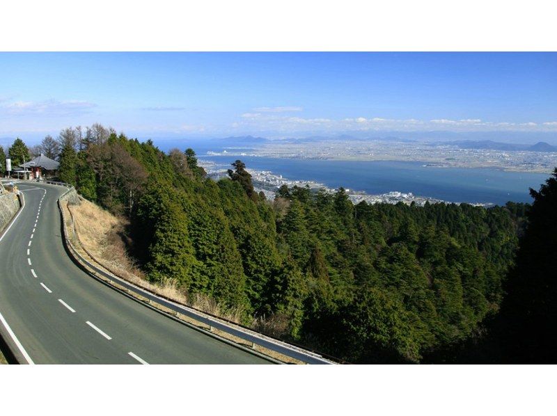 [จังหวัดชิซูโอกะ] ทัวร์หนึ่งวันถนน Atami Sunshine Coast & ชายฝั่ง Jogasaki & Izu Omuroyama | ออกเดินทางจากโตเกียวの紹介画像