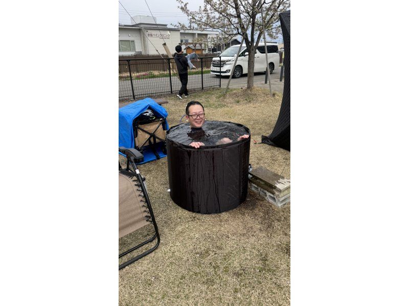 [Akita, Yokote] <Mobile tent sauna> In the middle of a field! On a snowy plain! On a riverbank! At a campsite! In your garden! We'll bring the tent sauna to your desired location!の紹介画像