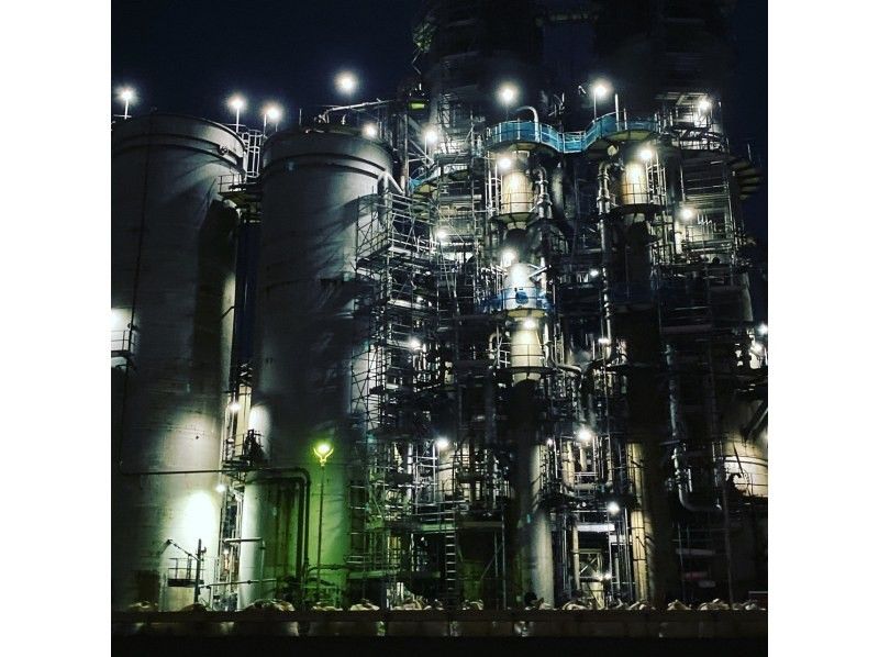 K500　みなとみらいの夜景と工場夜景クルーズ　創業60年 老舗の洋食屋【洋食シーザー】でお食事付きプラン！の紹介画像