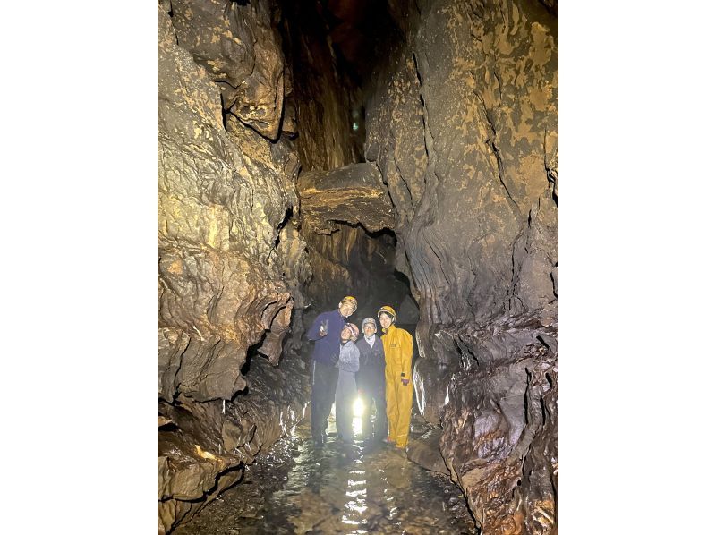 [Fukuoka/Kitakyushu] Hiraodai Cave Exploration (caving) Mysterious underground lake tourの紹介画像
