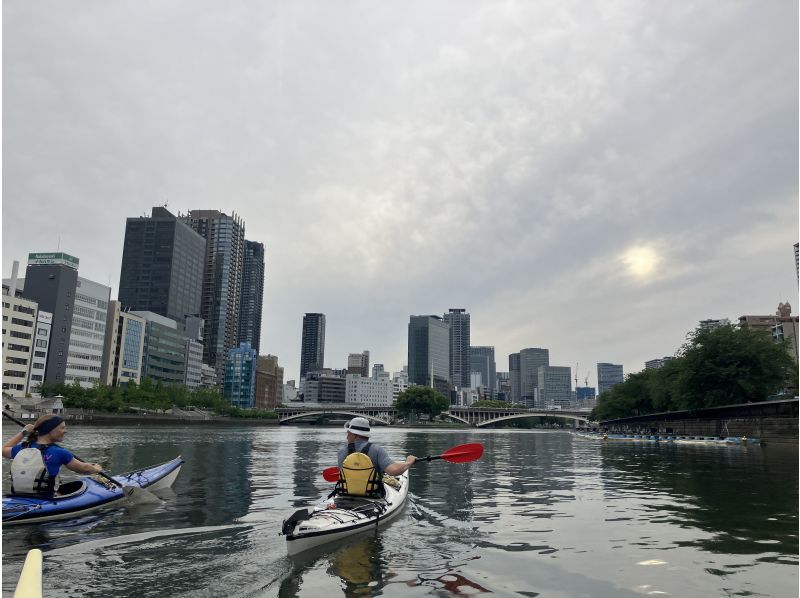 【大阪・桜ノ宮】水の都大阪運河ツアー半日カヤックツアー　1組限定プライベートツアーで安心安全！初心者・子ども歓迎！の紹介画像