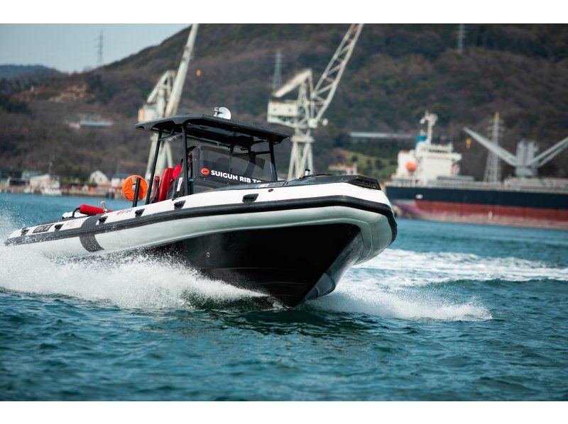 [Hiroshima/Onomichi] A 60-minute adventure ride using a high-speed boat ~ It's less likely to cause seasickness, so even small children can enjoy it!の紹介画像