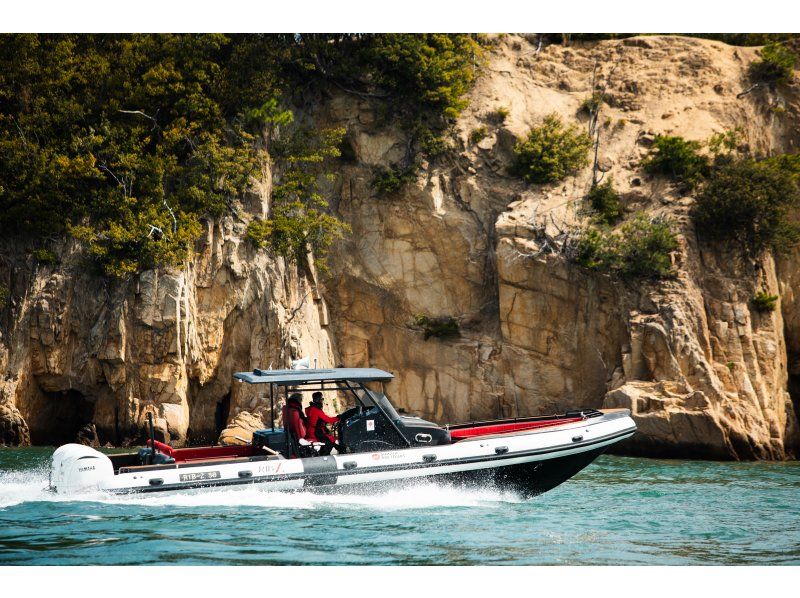 [Hiroshima/Onomichi] A 60-minute adventure ride using a high-speed boat ~ It's less likely to cause seasickness, so even small children can enjoy it!の紹介画像