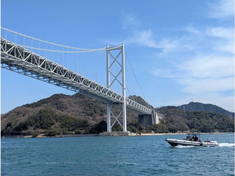 [Hiroshima/Onomichi] A 60-minute adventure ride using a high-speed boat ~ It's less likely to cause seasickness, so even small children can enjoy it!の紹介画像