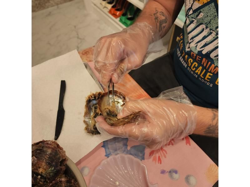 [Okinawa, Miyakojima] A first for Miyakojima! Experience extracting real pearls from Akoya oysters. Come empty-handed!の紹介画像