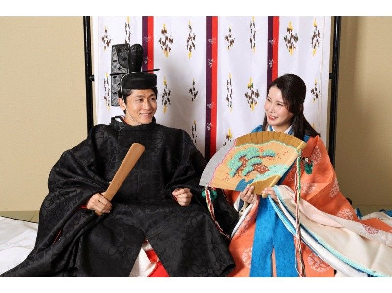 【京都・二条】京都で叶う十二単体験！本格的な十二単を身に纏い、優雅に平安装束体験を楽しみましょう！の紹介画像