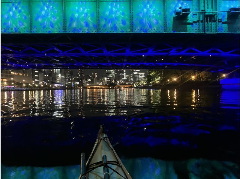 Water City Osaka Night Kayak Tour Expo Limited Time Plan Night View & Osaka River Fantasy Light and Water Entertainment Show Limited to 3 people per groupの紹介画像