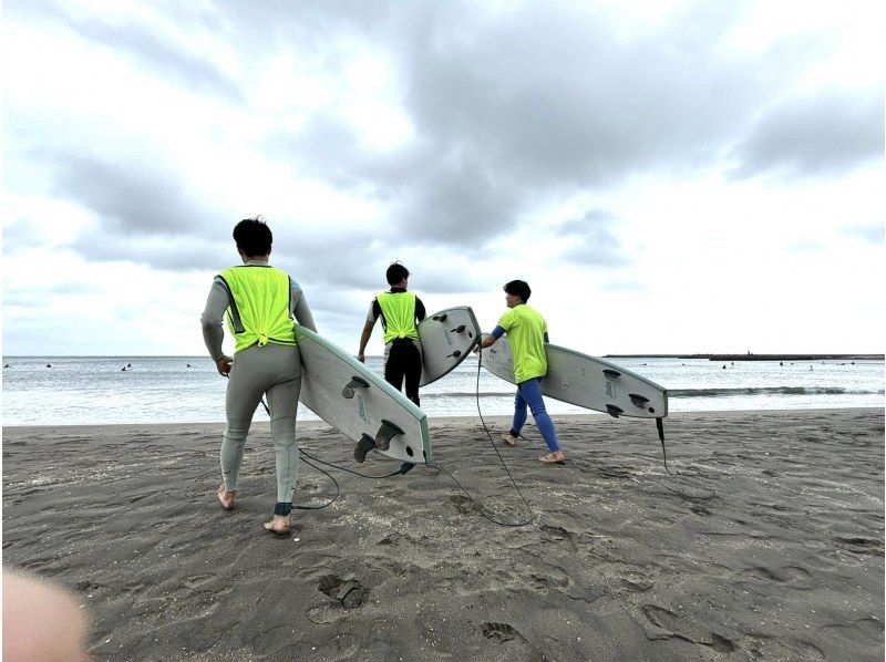 [Chiba, Kujukuri] Surfing school on Chiba's Taito Coast. First time surfing / Beginners (with some experience) / From children to senior classes!の紹介画像