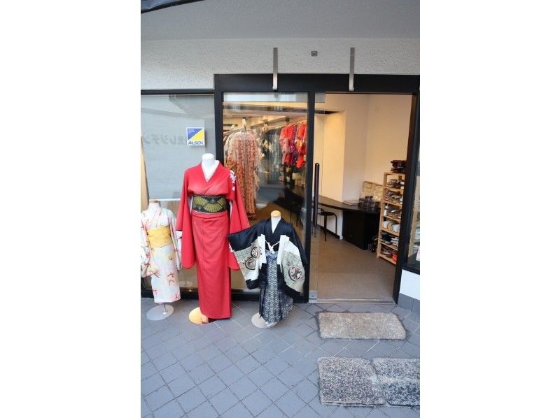 【京都，清水寺】穿上和服，遊覽清水寺，享受拍照的樂趣！の紹介画像