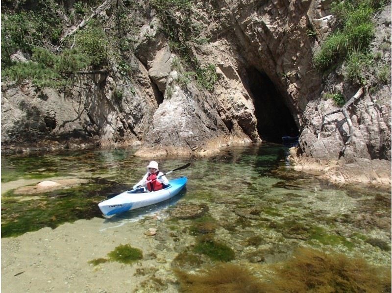 [Tottori/Uradome Coast] Enjoy the Geopark easily! ★Sea Kayaking Experience★ Copyの紹介画像