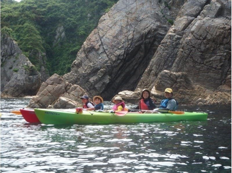 [Tottori/Uradome Coast] Enjoy the Geopark easily! ★Sea Kayaking Experience★ Copyの紹介画像