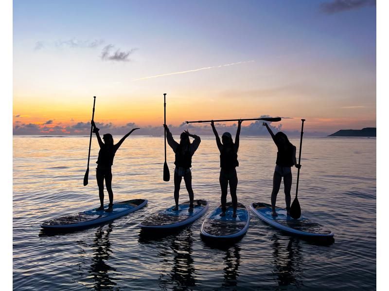 【沖縄・宮古島】《サンセットサップ》心癒される夕焼けを眺めながらSUPでクルージング！の紹介画像