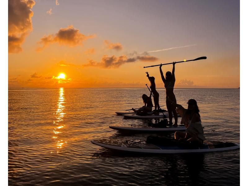 【沖縄・宮古島】《サンセットサップ》心癒される夕焼けを眺めながらSUPでクルージング！の紹介画像