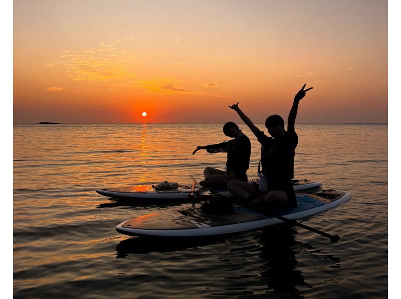 【沖縄・宮古島】《サンセットサップ》心癒される夕焼けを眺めながらSUPでクルージング！の紹介画像