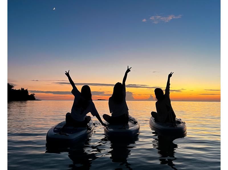 【沖縄・宮古島】《サンセットサップ》心癒される夕焼けを眺めながらSUPでクルージング！の紹介画像