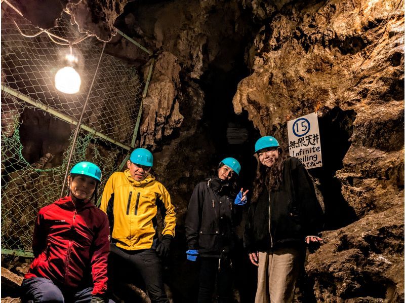 [Tokyo, Akiruno] Experience waterfall meditation, cave exploration, and BBQ! An adventure to explore Tokyo's hidden areas guided by a hunter! Refresh your mind and body with the effects of forest therapy♪の紹介画像