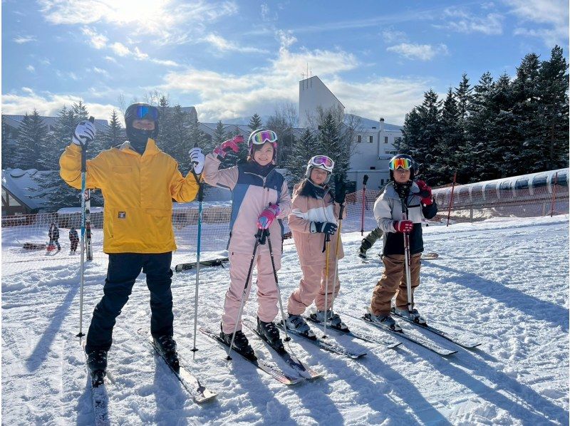 【ルスツ3Hスキーレッスン】まずは気軽に3時間レッスンでスキーデビュー♪スキー初心者から上級者まで安心して楽しめます！の紹介画像