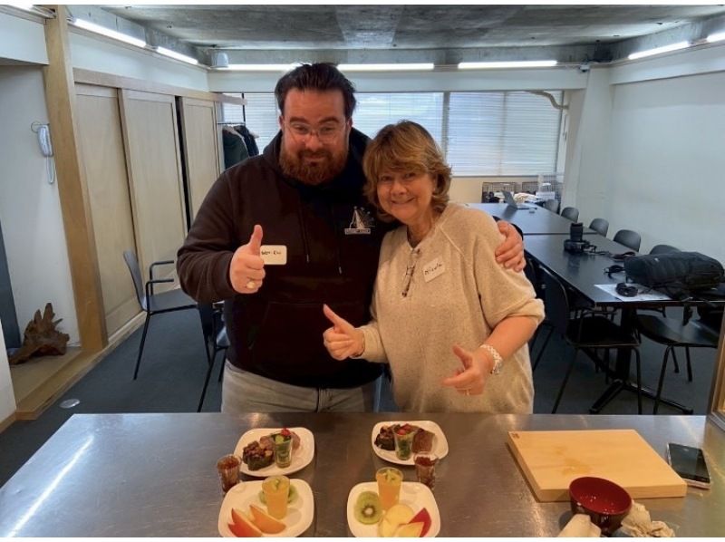 Hands On Wagyu Sushi Making Experienceの紹介画像
