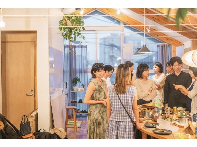 【神奈川・鎌倉】地元住民と囲む鎌倉コミュニティディナー体験 - 地元民との交流で鎌倉の暮らしの魅力に浸るの紹介画像