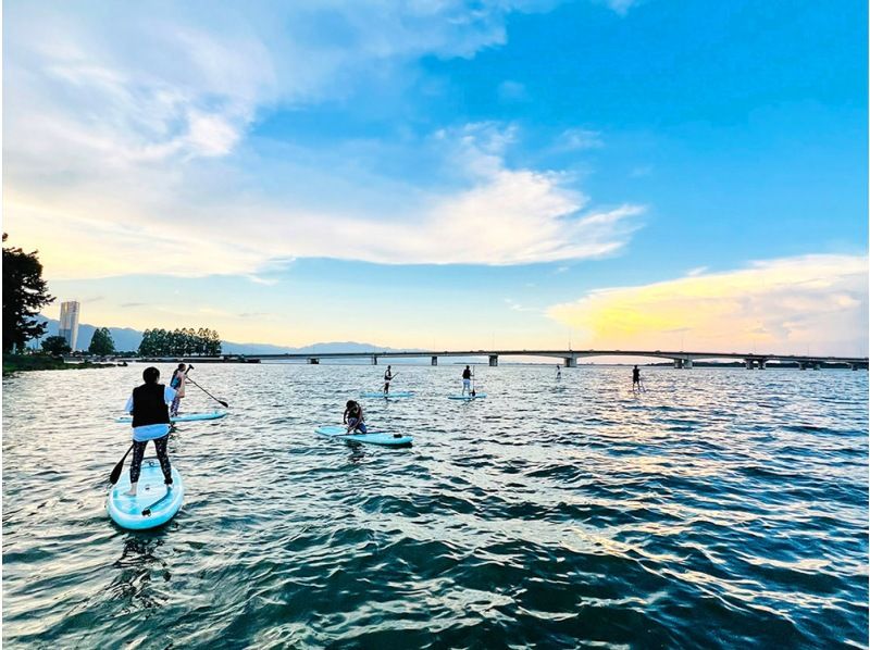 [Shiga, Lake Biwa] Naito's Sunset on SUPの紹介画像