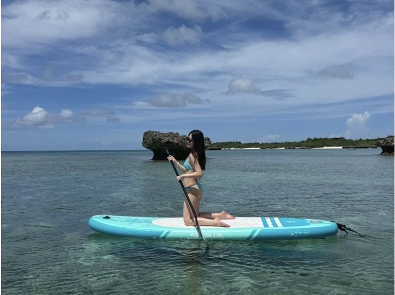 【宫古岛/可接送】★当天预约OK★【尽情享受宫古岛的超值方案！海龟浮潜x海滩SUP]免费交通，照片和视频数据！の紹介画像