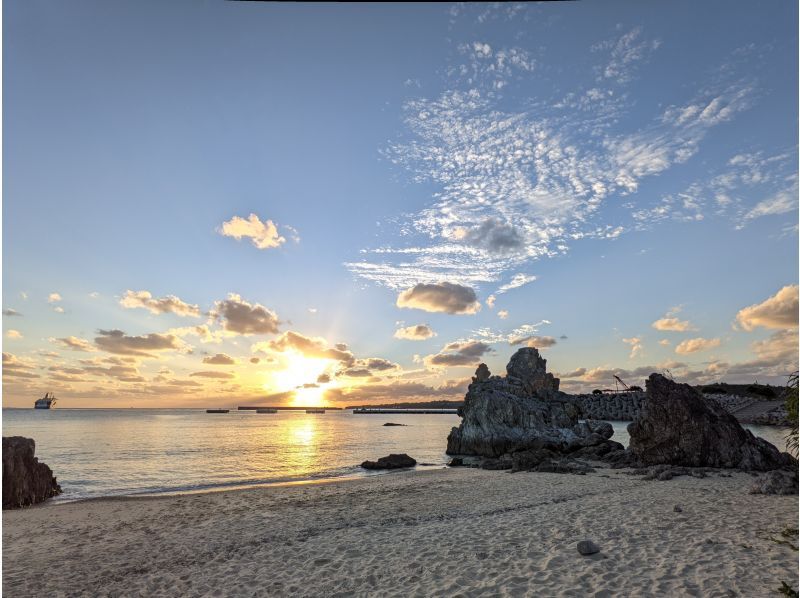 [Motobu Town, Gorilla Chop, etc.] <Night Snorkeling> ◆Would you like to try swimming in the ocean at night?? ◆1 slot, 1 group, exclusive event!!◆の紹介画像